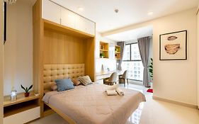 Ct Royal Apartment At Saigon Centre